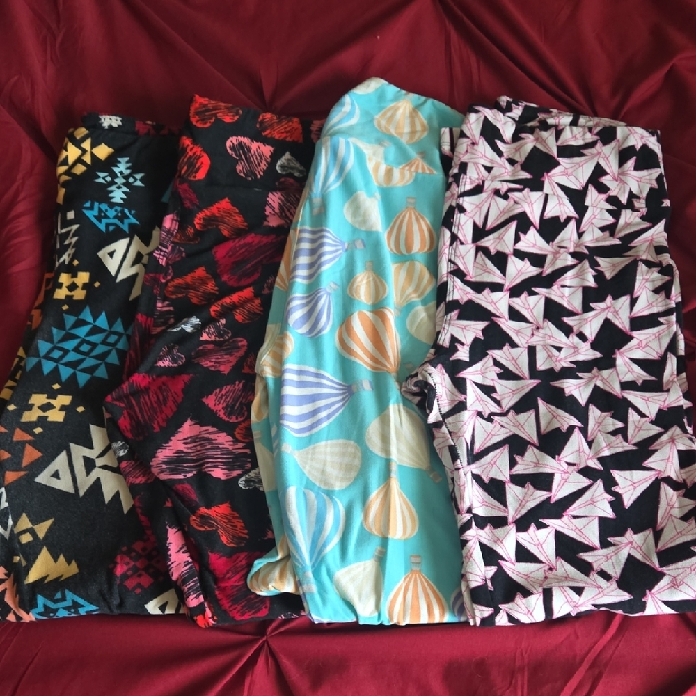 Lot Of 4 Lularoe Leggings